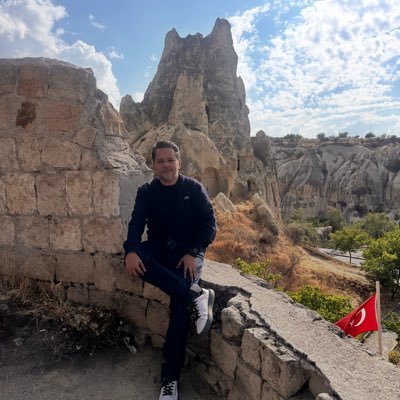 vickano23's profile picture. 1977 snake's year... Puma hasta el Sepulcro, informatico hasta los huesos.