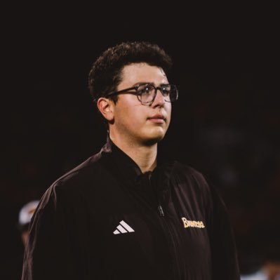 Director of Defensive Recruiting @WMU_Football | #EAT 🐎 | Bay Area Born & Raised | @uwmadison alum