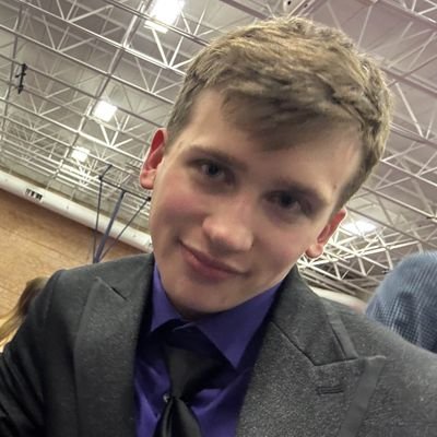 What do i put here. I'm gay and autistic and I like politics maybe.
DM B4 FOLLOWING MY Priv @avgtxpriv