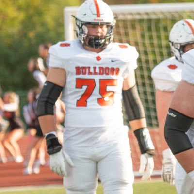 BHS (Mi) Class of 2026/6’4”/265lbs/79.5”wingspan/11” hands/5.0 40yard/ 8’11” Broad Jump/#75 Lft Tkl/Long Snpr Email:Thomasstorm2007@gmail.com /7 offers