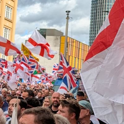 Heluncia's profile picture. Truth is objective. Moral relativism is a disease. I reserve my right to offend.