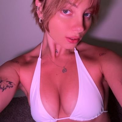 Your Favorite trans is sweetmolly💦🏳️⚧️
#backupaccount