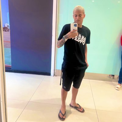 Mundo sem fim, lá tem vários amiguim, que se foram tão cedo não despediram de mim. 😇🎶💔😓