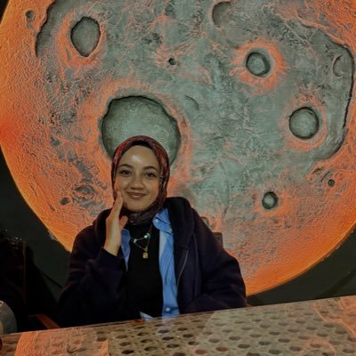 hzll_ozturk's profile picture. 