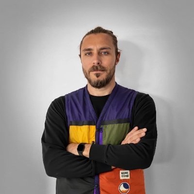 East Londoner from Paris.
Creative Director | GenAI • Social • Digital • Tech