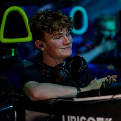 23 yo Challenger Toplaner for @GIANTXES
l Former TrackMania Player for TeamPAX
Business inquiries: Badlulu@prodigy-agency.gg