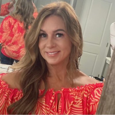 christinarob0's profile picture. 