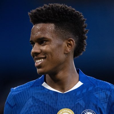 huge thanks for 1k š @ChelseaFC #FearTheDeer #RavensFlock #sanchezout