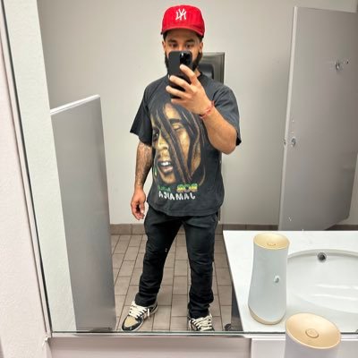 TOMMY_ACKE's profile picture. DILF . check me out 😎