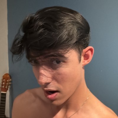 costt_christian's profile picture. https://t.co/8HFTO5647l