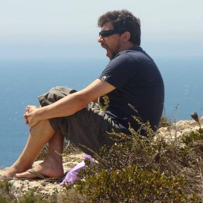 Ecosocialista. Secretario de Comunicación de @Podemos_And 👉La práctica sin teoría es ciega y la teoría sin práctica es estéril (Kant, 1793)