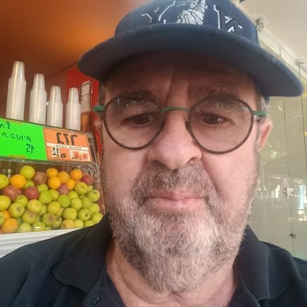 eitan8784581922's profile picture. 