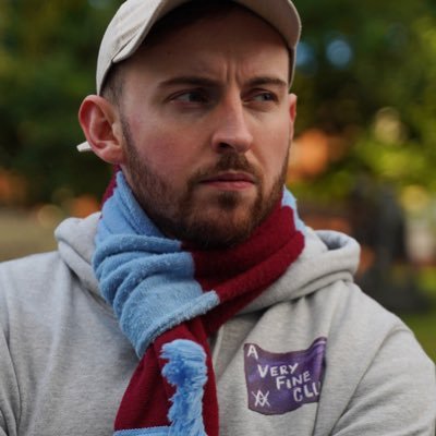 Host @ClaretBluePod 🎙️
Co-Owner @FoundersDesign 🔜
