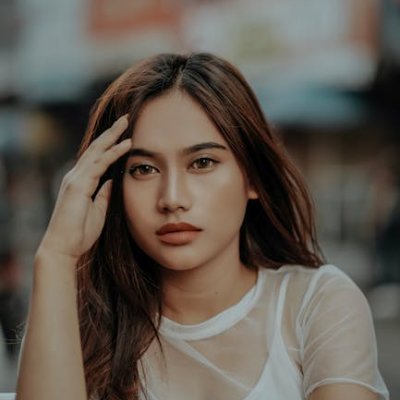 ElaneNachb21475's profile picture. 