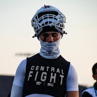 6’2 / 215lbs|| C/O 2027 || ⚾️C/RHP || OLB/Edge||GPA 3.5|| Louisiana ⭐️⭐️⭐️ #1 LB/Edge//Central High Football 🏈