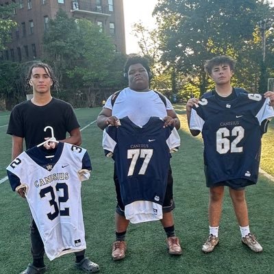 zamir_banks's profile picture. DT/OG| 5’10 320 @canisiushsfb ‘29 Email (zamirbanks3@gmail.com) phone number (716-4956573)