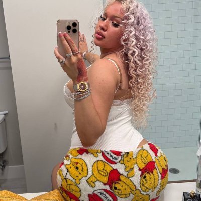 Man Eater/Lover🙈. Inquire About Meetups & Collabs Through Onlyfans Only Please