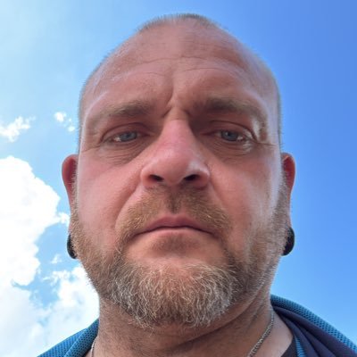 lessor_joshua's profile picture. I’m single I’m 43 never been married and never had kids and trump is my president 🇺🇸🇺🇸🇺🇸I’m Christian ✝️ I’M God of glory is everything to me