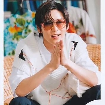 顔出しNG😢どこかのいちご農家で働いてます☺️旦那様います。目黒蓮くん神推し。安全地帯の曲にハマってる。有村架純ちゃん、若槻千夏、eggももちゃん