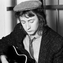 jivin' with julian! #monkeestwt and #beatlestwt.. julian lennon fan.. 🐎