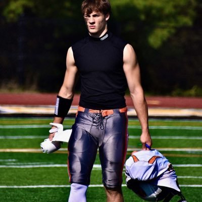 Pawling HS 2027 📌LB/RB 🏈 2YR Captain |6’1 185 |3.58 gpa📚All State HM/All Section / All League |Soccer CB⚽️| lacrosse 🥍 09jcm27@gmail.com NCAA ID#2506634479