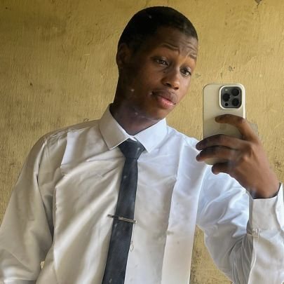 DATA ANALYST📊 || COMPUTER ENGINEER💻 || PHYSICIST⚛️ || WEBDESIGNER 🌐🕸️