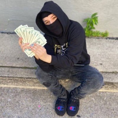 Ion into that Bs & Games fr,Tap in let make a Bred form the Bank 🏦CEO / ESCROW https://t.co/GaKVcpZ3tE