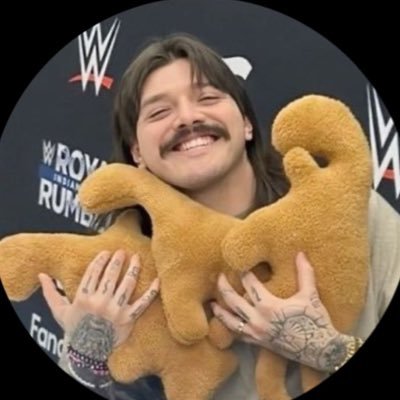 apexxzyy's profile picture. NEW ACCOUNT • 21 • Wrestling Fan Account • Dom Mysterio Enthusiast😼