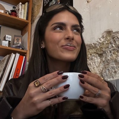 malunotjsp's profile picture. crux sacra sit mihi lux | ⚖︎