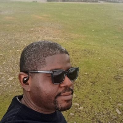 I refuse to join the bandwagon|
Charming| Research lover| Dispute Resolution enthusiast