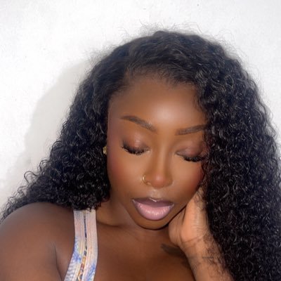 Ari on weekdays, trouble on weekends, softest always🤞🏾 || Loctician
