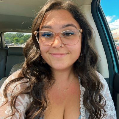 erskinep_'s profile picture. 👣🌻🌜🦋🍄🌌🌿✨🔮