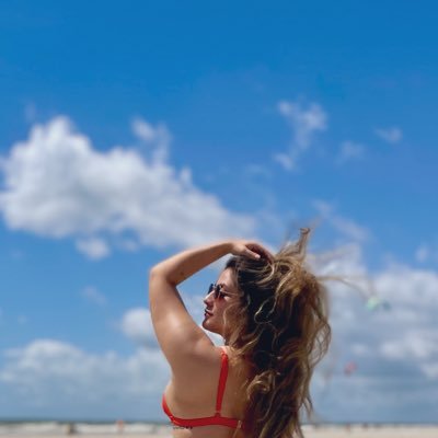 thaaispcampos's profile picture. Pão de ló com cobertura 🧁