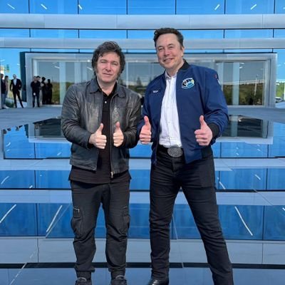 I’M CHAD RAMEY, THE EXECUTIVE MANAGER OF ELON MUSK’s MANAGEMENT TEAM & CHAT DESK