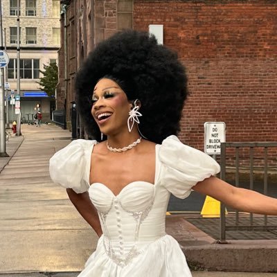 🏁 RuPaul’s Drag Race Season 15 🏁 Here lies a QUEEN, one of fierceness and one of love.