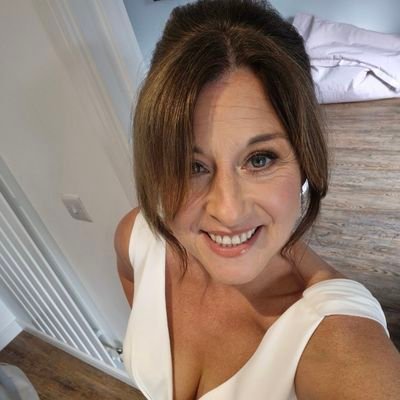 RN for 30 years.
Privileged to work in Longterm care.
Cowes grown, So'ton Uni Hospitals educated, Wales settled.
Parenting,working,time off for good behaviour