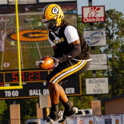 | 6’1 225lbs | C/o 2026| ILB⭐️ @ Greenwood High School |1x All-Lakelands team| All-Region|