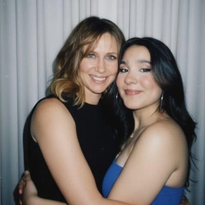 noelyndastan's profile picture. helena rojo | jurídico odete roitman