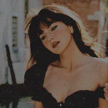 —— The giggle at your funeral. Let me give you that deathless death. | #Aesthetic. RP. Fake.
