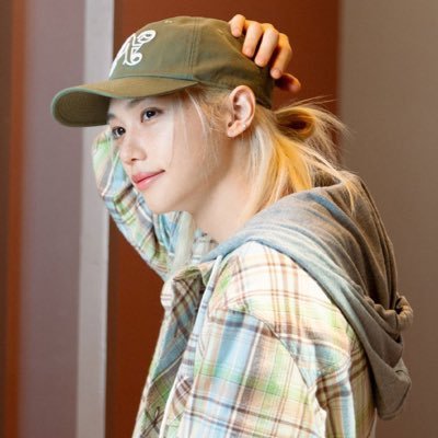 | Stay | Felix biased |🇹🇼🇨🇦| 08 | Just a tired college student | Saw skz 29/06