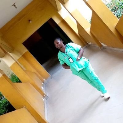ayeni7044's profile picture. FTJN8NB4