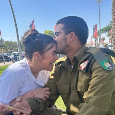 OriyaAmor's profile picture. 