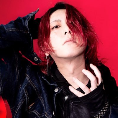 所属バンド 【SLEIPNIR】/BASS/各種LINK https://t.co/EncpW5s9Uu /SLEIPNIRアカウントhttps://t.co/MrM1qiWijd ソロプロジェクト【https://t.co/btSqPFONc1.OUT.】