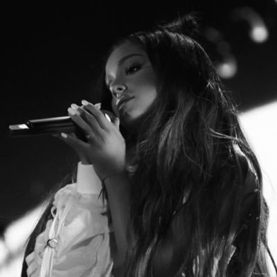 WhisperedHymn's profile picture. living in a world of moonlight & melodies ✦