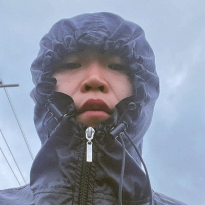 SIMLOCK10's profile picture. อยู่ในโหมดกำลังติ่ง