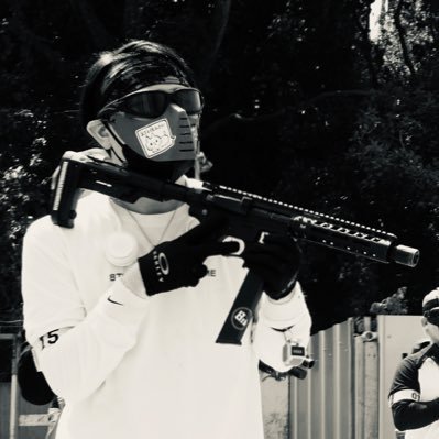 エアソフトアカ。8th.g.s.。猫好き。犬も好き。CQB行ったり。たまーに競技したり。Xはかわいい生きもの鑑賞がメイン。ヤストレ講師。 #8th