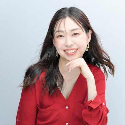 sozoatsumi's profile picture. 何冊読んでも変われない。読んで満足して終わる。そんな人に向けて“読んだら変わる”読書のやり方を発信。読書を“夢を叶える技術”に変える『完コピ読書術』の著者。SoZo（株）代表｜元マイナビウエディング編集長｜3児の母▼Voicy▼30歳からの頑張らないキャリア＆子育て術｜リベンジ出版塾『コジアケ』主催▷年内3期生募集開始