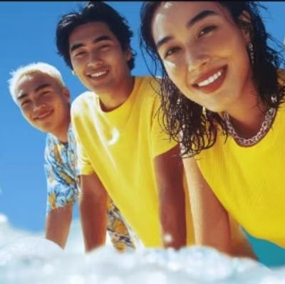 g892981983's profile picture. 刚刚好