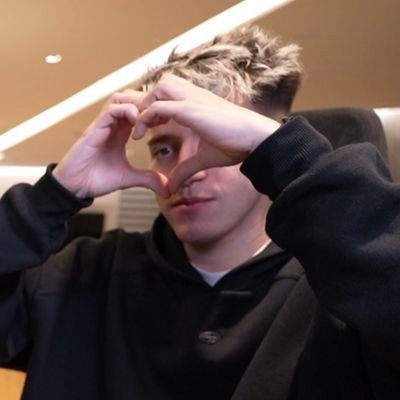 insolitomariano's profile picture. 