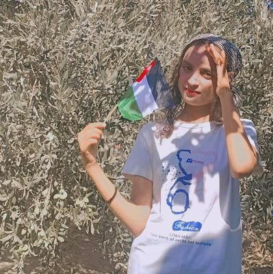 Gaza I live in a tent
I am a mother of three children. I lost my husband Save my children's lives from starvation. Donate at the link😭😭